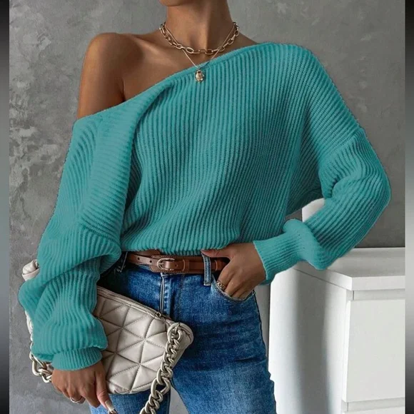 Cozy twist back ribbed knit sweater top